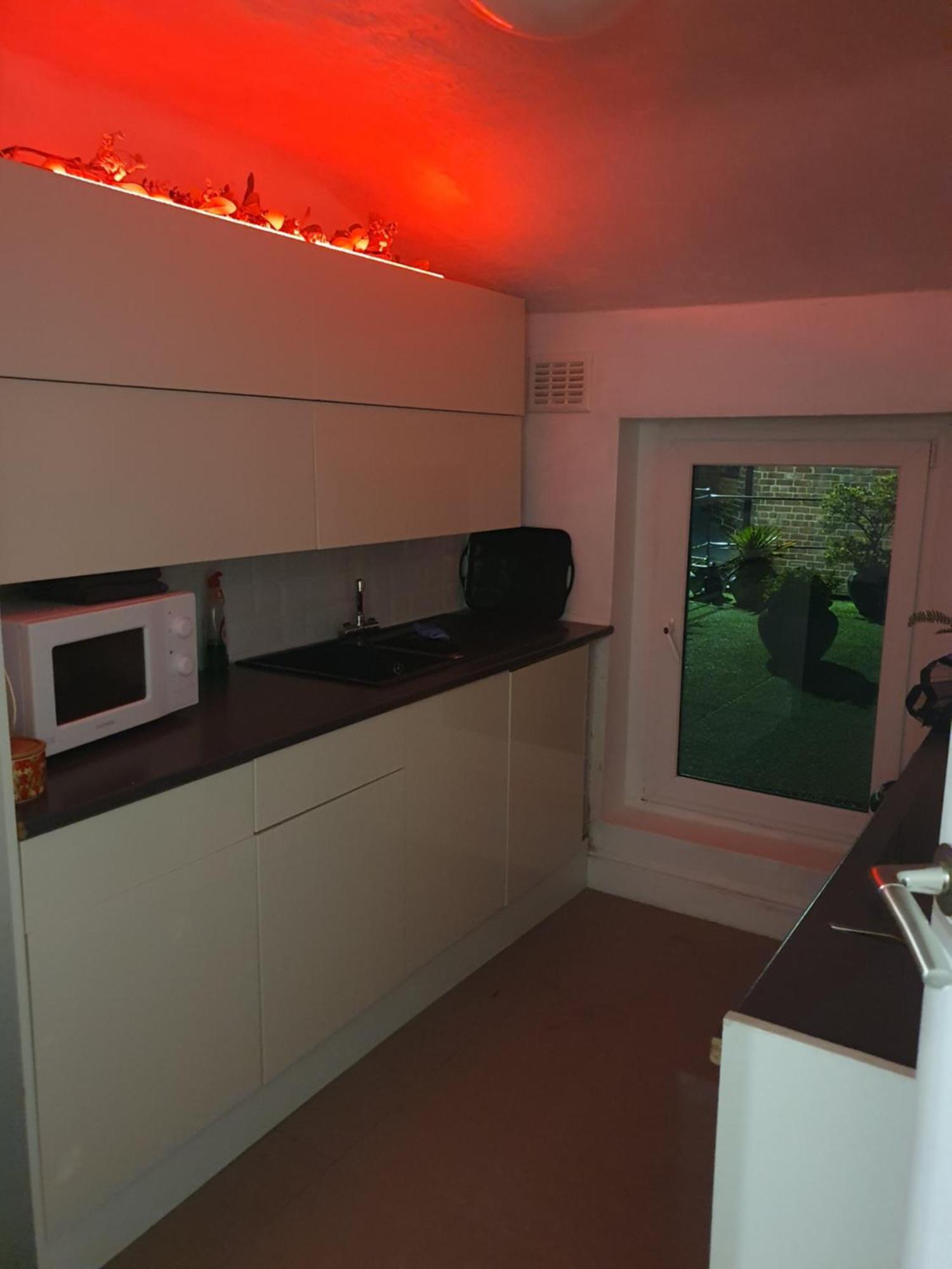 Ferienwohnung Planet 9 Warrington  Exterior foto